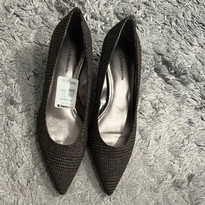 Croft & Barrow Brown Heels Elegant Pointed-Toe Design